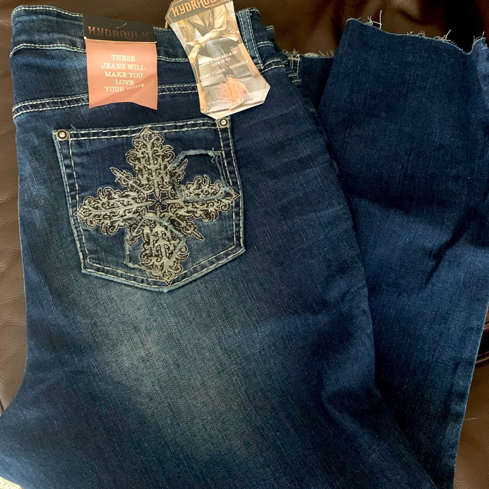Women’s Hydraulic Nolita Skinny Capri Jeans 18W